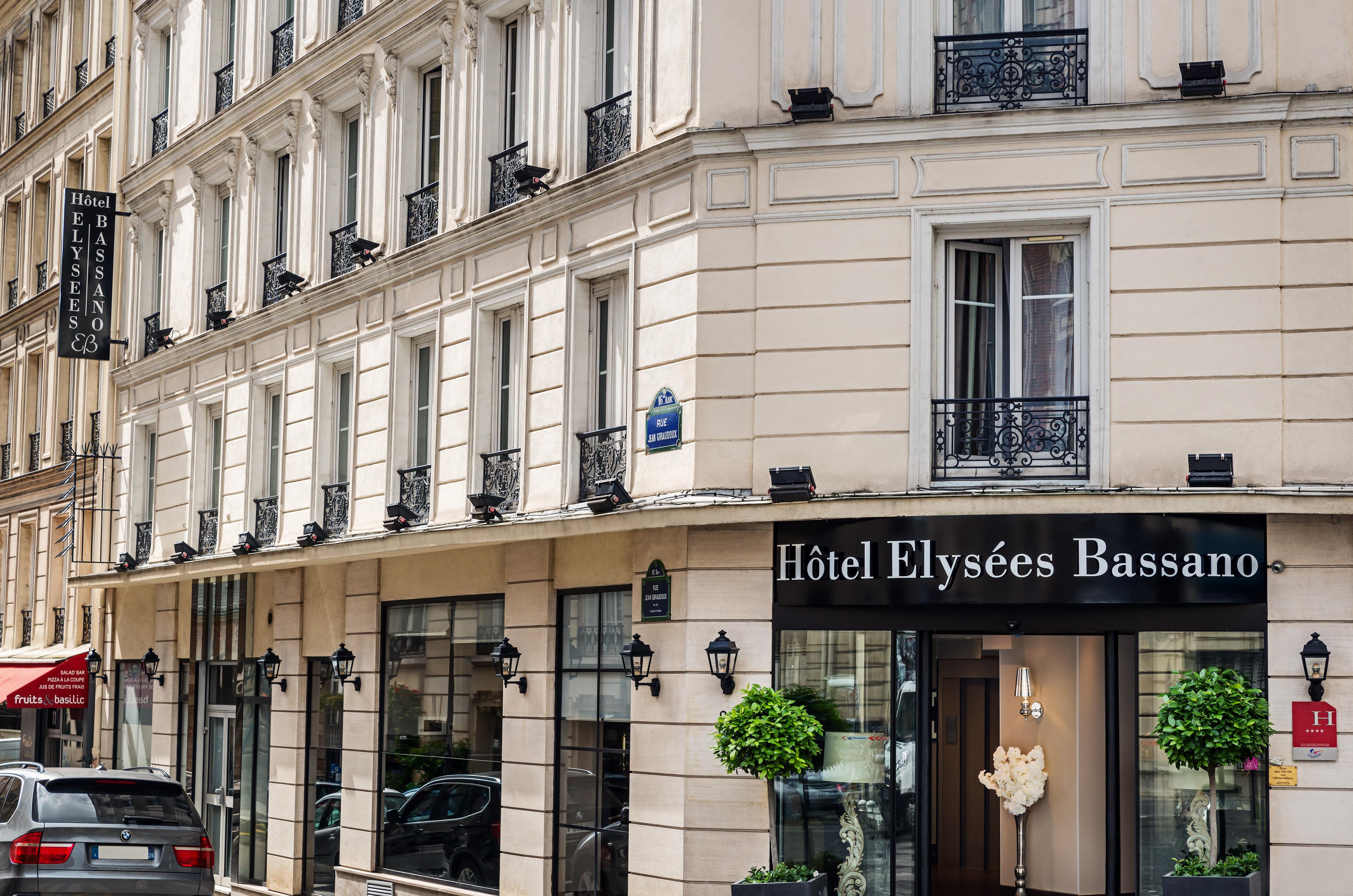 Hotel Elysees Bassano Париж Экстерьер фото